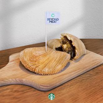 Starbucks Beyond Meat Curry Puff