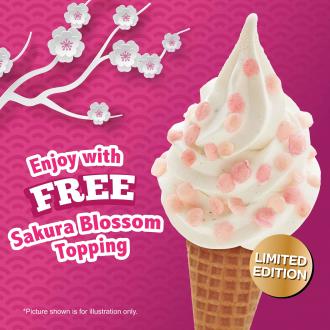 FamilyMart FREE Sakura Blossom Topping Promotion
