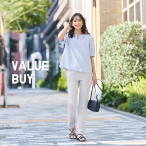 UNIQLO Value Buy Sale: Amazing Discounts on Tops, Bottoms & Exclusive Collaborations
